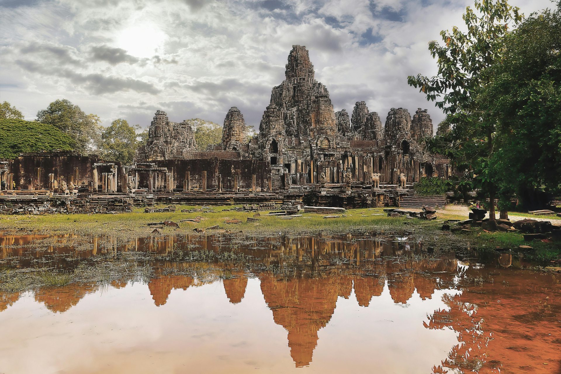 Luna di Miele Cambogia e Vietnam 14 Giorni : Angkor e Lanterne - 14 giorni / 13 notti 