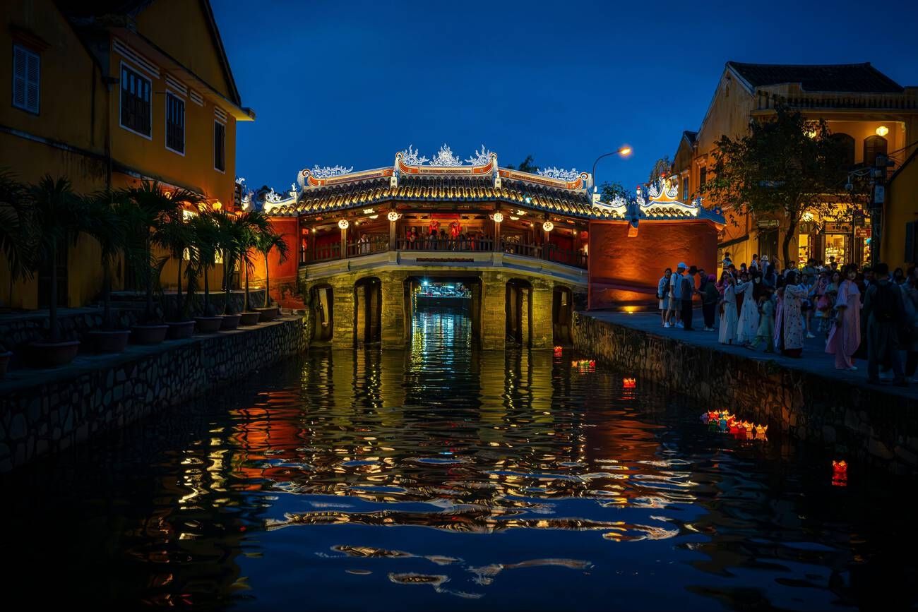 Luna di Miele Cambogia e Vietnam 14 Giorni : Angkor e Lanterne