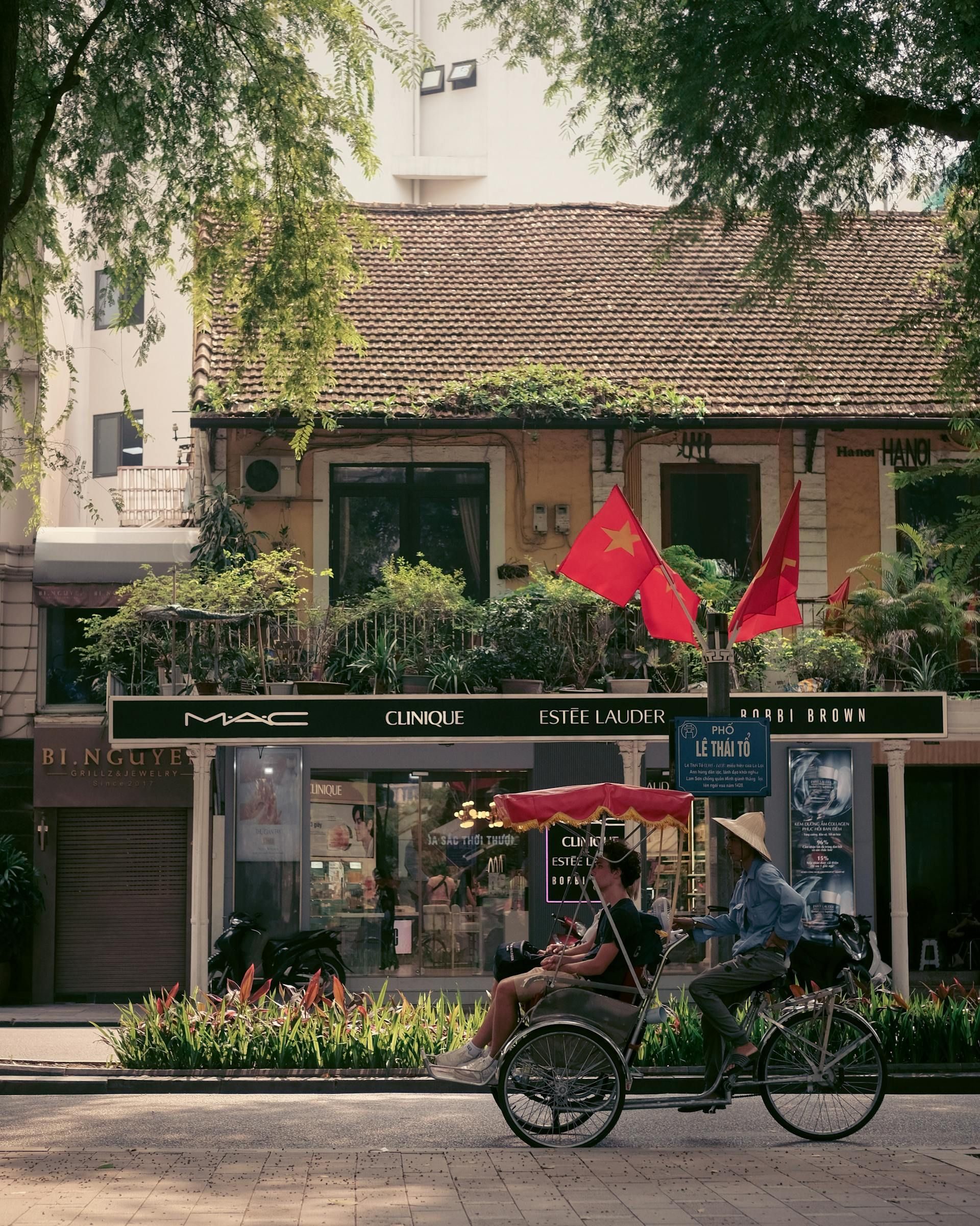 Luna di Miele Cambogia e Vietnam 14 Giorni : Angkor e Lanterne